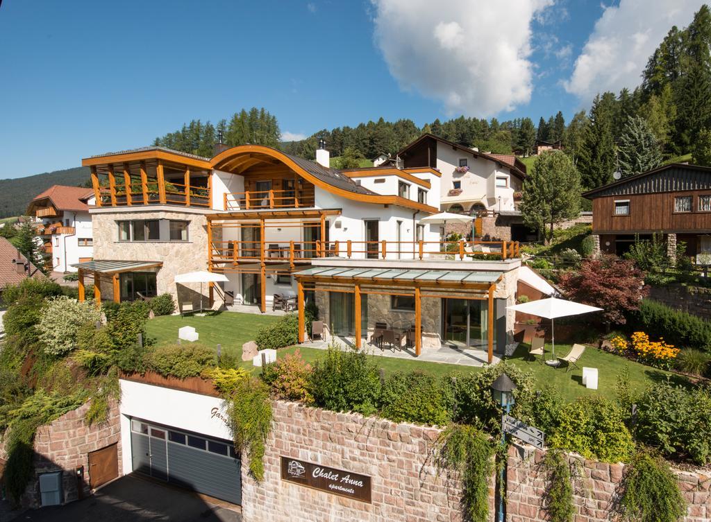 Apartments Chalet Anna St. Ulrich in Gröden Exterior foto