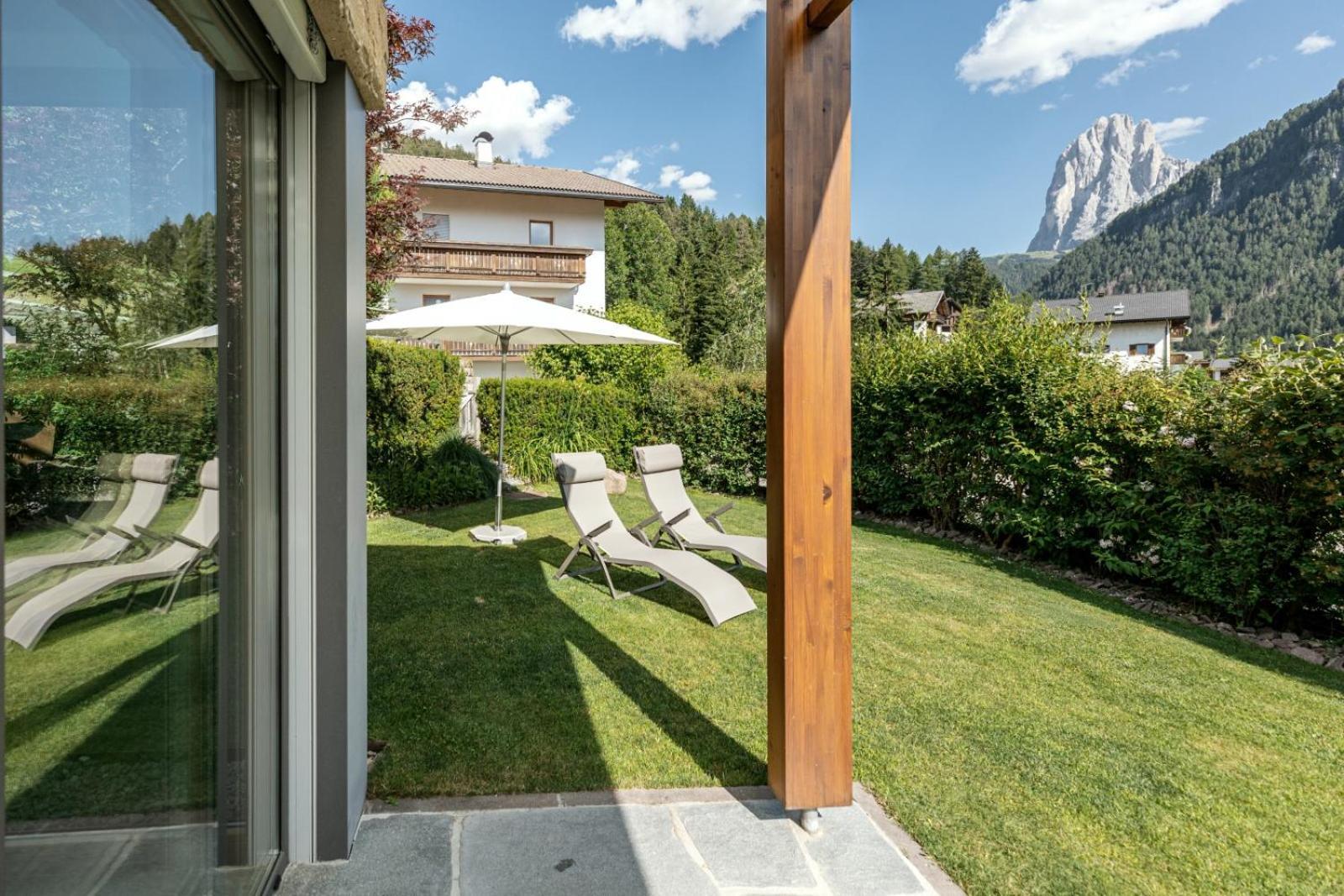 Apartments Chalet Anna St. Ulrich in Gröden Exterior foto